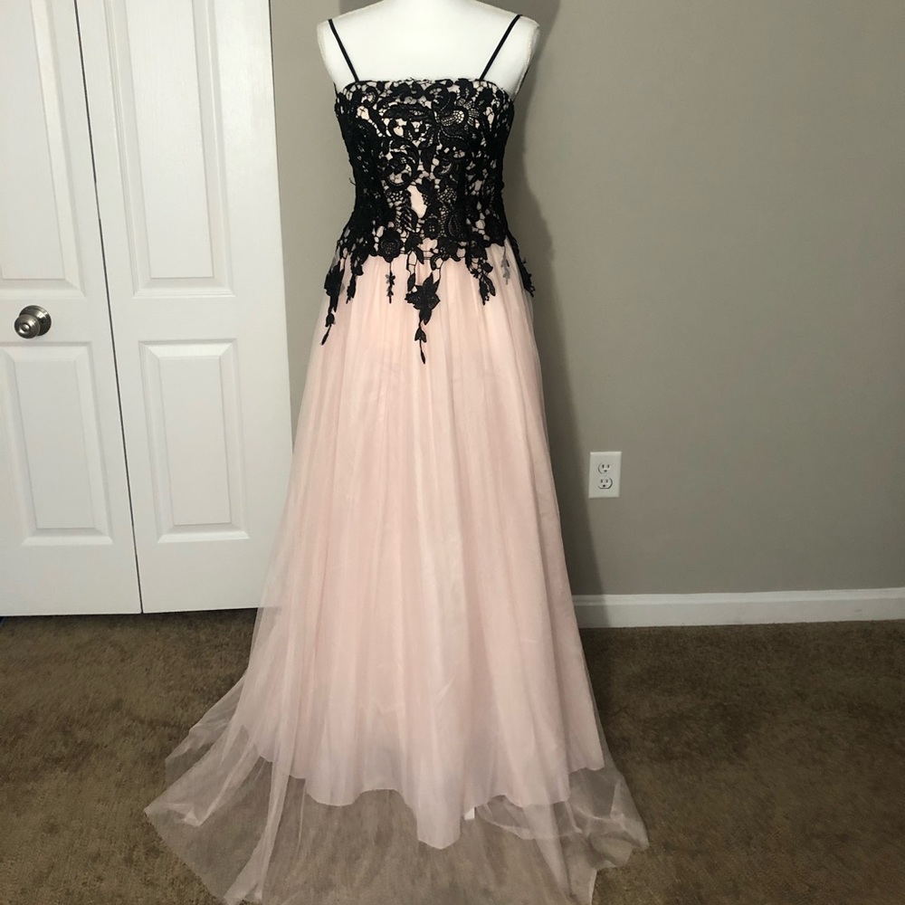 Pink and black spaghetti strap gown!
